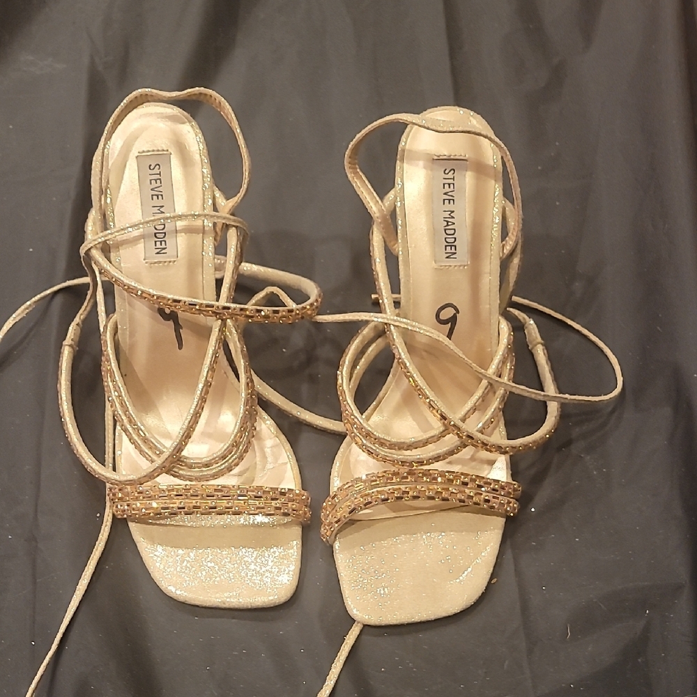 Steve Madden Gold Heels Elegant Strappy Sandals